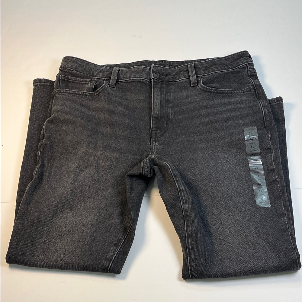 American Eagle Outfitters Women’s  Mid Rise Black Magic Straight Jeans Sz 12S